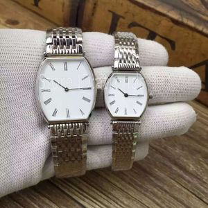 Najwyższej jakości Moda Zegarek Kwarcowy Mężczyźni Kobiety Srebrny Dial Sapphire Szkło Klasyczny Tonneau Design Wristwatch Panie Elegancki pełny zegar ze stali nierdzewnej 1401