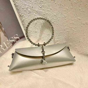 French Niche High Sense Bag في وقت مبكر من الربيع الجديد Fashion New Diamond Ring Handbag Women's Chain Single Counter Messenger220614