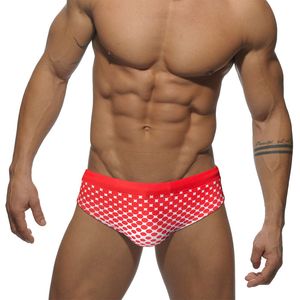 Yaz Mens Beach Yüzme Seyahatleri Seksi Düşük Bel Dot Bikini Kılavuzu Moda Erkek Polyester Hızlı Kuru Mayo Sport Surf Surgi 220520