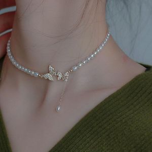 Catene Collana di perle francesi eleganti Collana da donna con zirconi a forma di farfalla Catena di clavicole Design unico di lusso Girocollo corto Gioielli coreaniCha