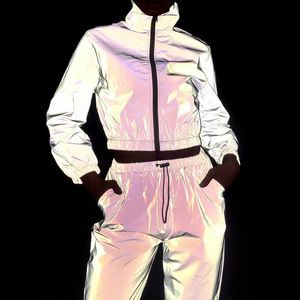 Women Tracksuit 2 Piece Set Hip Hop Reflective Crop Top Pants Fashion Women Loose Zipper Windbreaker Jacket Pock Matchning Set 220608