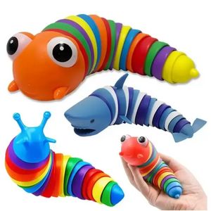 Ny fidget Toy Slug Articulated Flexible 3D Fidget Toys Alla åldrar Relief Anti-Anxiety Sensory for Children Adult 0813