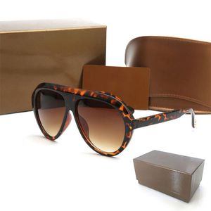 Hochwertige Damen-Sonnenbrille 0479, Luxus-Herren-Sonnenbrille, UV-Schutz, Herren-Designer-Brille, Farbverlauf, Metallscharnier, modische Damen-Brille mit Schachteln mit Glitzer