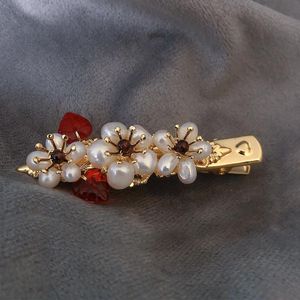 Клипы для волос Barrettes Muylinda Flower Freshwater Pearls Clip для девочек Женщины Золотые утки Barrette