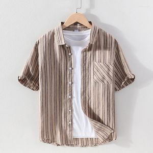 M￤ns avslappnade skjortor Pure Linen Kort ￤rmskjorta f￶r m￤n Sommar Turn-down krage toppar manliga mode randiga kl￤dsm￤n