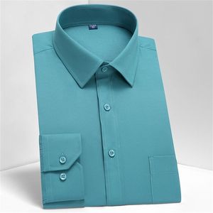 メンズインタビューオフィスロングスリーブドレスシャツフォーマルなビジネス快適なスリムフィット長スリーブソリッドクラシックソーシャルワークシャツ220326