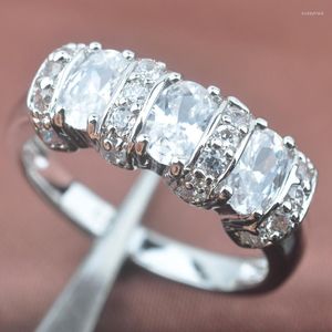 Anelli per matrimoni Top vendendo zirconia cubica bianca argento placcato per donne gioielli dimensioni 6 7 8 9 SA041