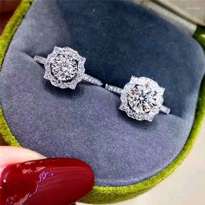Pierścionki ślubne Huitan Nowoczesne kobiety genialne kryształowy stone wysoka jakość nowożeńcy biżuteria zaręczynowa 2022 Wynn22