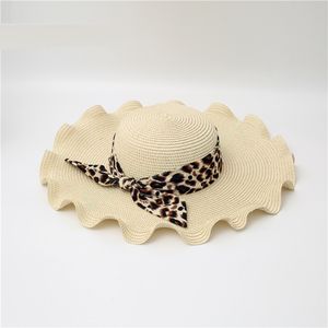 women summer small fresh straw hats Korean large rim sun block face beach hat students sun cap