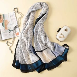 Весна Летняя мода лук печатает простой, но элегантный хит цвет женщина шелковый шарф шаль двойной цель длиннее 180см дешево оптом