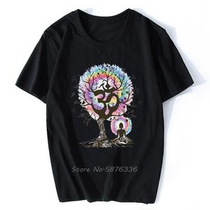 メンズTシャツTシャツヨガ瞑想