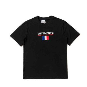 Mens Designer Camiseta Vetements 3D Espuma Impressão Verão Amantes de Invasão de Alta Qualidade Camiseta High Street Puro Algodão Hip Hop Bandeira Nacional Bordado Manga Curta VTM