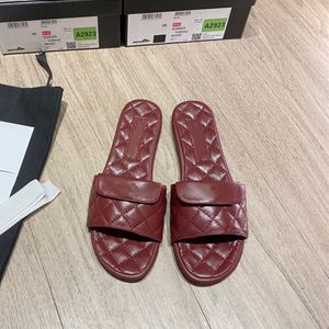 Channel Slipper Schuh Frauen brandneue erstklassige Mode echte Ledersandalen Ladies Soft Beach Slides Sommer Design Casual Flat Shoes Weibchen