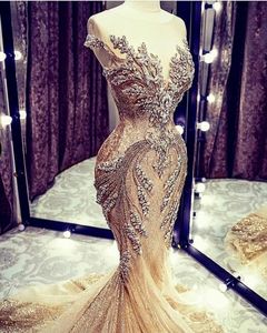 2022 Champagne Sirena Abiti da sposa di lusso Perline di cristallo Paillettes Pizzo Sweep Train Abito da sposa Immagine reale Sheer Cap Sleeve Abiti da sposa BC3571