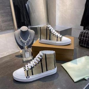 Designer tênis tênis listrados sapatos casuais homens mulheres tênis vintage tênis de plataforma estação touchs shops treinadores marca clássico clássico ao ar livre89