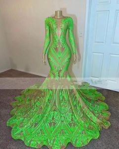 Luxury Green Lace Long Sleeve Prom Dresses 2022 For Black Girls Sheer Neck Sweep Train Plus Size Formal Evening Party Wear robe de soire BES121