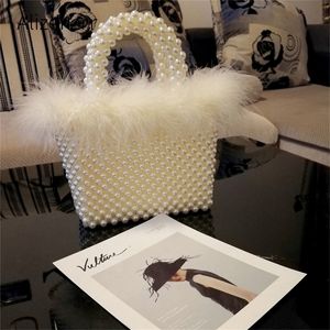 Faux Fur Pearl Evening Women Hand Woven Panelled Beaded Tote s And Handbags Female Cute Shoulder Bag Dinner Party Y201224