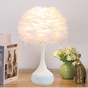 Table Lamps Feather Lamp Bedside Nordic Warm Romantic Creative Lampshade Wedding Home Bedroom Decorative LampTable