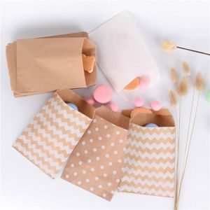 Hediye sargısı 10cm 50pcs Doğum Günü Dalga Nokta Aracı Pişirme Patlamış Mısır Çantası Kraft Kağıt Şeker Bisküvi Çanta Paketleme Pouchgift