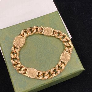 Nuovo girocollo della collana di design per lettere unisex braccialetti a catena dorata fornitura collane di fascino di alta qualità