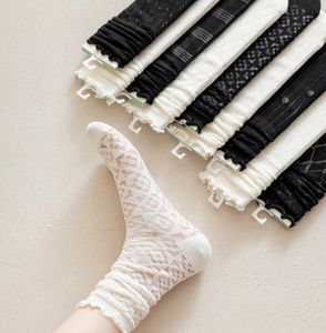 Lolita fırfır yüksek ayak bileği çoraplar kabarcık tıknaz sarkma jk üniforma çırpma çorapları orta tüp Japon anime cosplay siyah beyaz kadın iç çamaşırı giyiyor