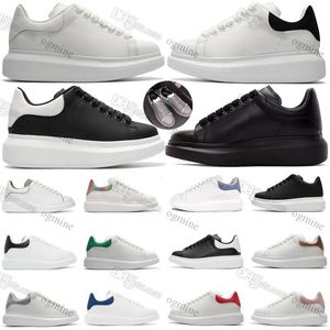 Wholesale leather soled shoes for men resale online - 2022 Men Shoe Designer Woman Leather Lace Up Platform Oversized Sole Sneakers Fashion White Black mens womens Luxury velvet suede tail Casual Shoes With logo