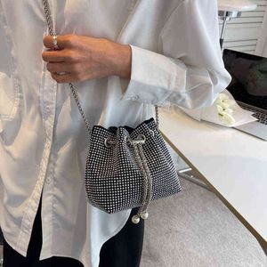 2022 new soft surface chain oblique cross bag high-quality fashion luxury sparkling crystal lady bag G220429