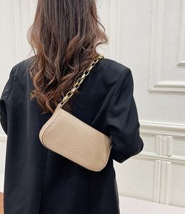 HBP Koreanische Version der einfarbigen Tasche Mode Schulter kleine ausländische Retro lässige Kette Handtasche weibliche minimalistische Messenger Bags