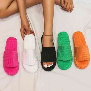 2021 Peep Toe Tjocka Sula Kvinnor Tofflor Sommar Höst Grön Corduroy Flat Outwear Kvinnors Slippers Runway Flip Flops Kvinnor Y220412