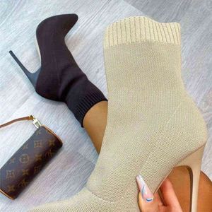 2022 Luxury Women Nude Black Stretch Fabric Sock Boots Square Toe Yarn Elastic Knitting Ankle Boots Lady Thick High Heels Shoes Y220729