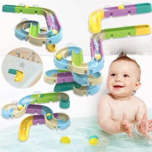 Baby Bath Rainbow Slide Toys Marmor Race Shower Pipeline Assembling Track Tracks Balls Set badrum badkar barn Spela vattenspel 220715