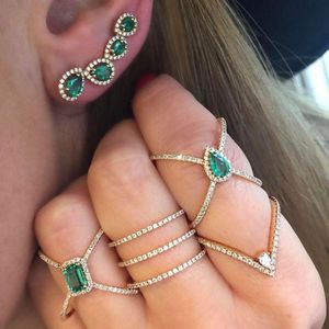 Stud Bling Green Cz Stone Long Ear Climber oorbel voor vrouwen romantische bruiloft cadeau mode traan kubieke zirconia sieradenstudie