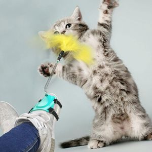 Cat Toys Giocattolo interattivo Divertente Mani libere Teaser Bacchetta con piuma Originale per gatti Kitten Pet Products DropCat