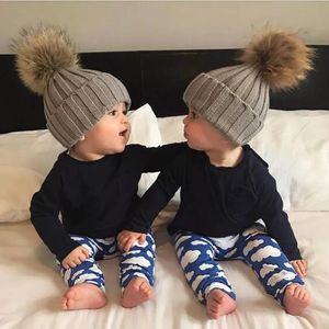 Ny Autumn Winter Children's Wool Sticked Hat With Wool Ball Bonnet Baby varma hattar Söta öronskydd Beanies Cap för barn