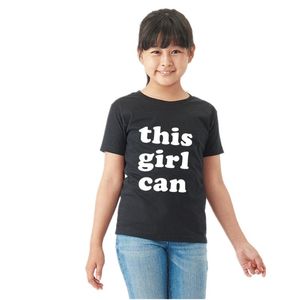 T-shirty Ta dziewczyna może załoga slogan maluchek