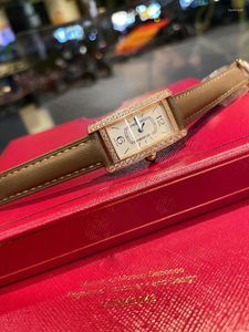 Luksusowe designerskie tarcze zegarek z diamentami Szwajcarski kwarc zegarki Sapphire Crystal Stael Stael Case wielokolorowe cielęce