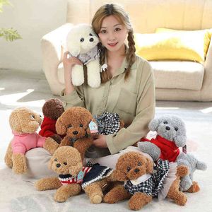 PC CM Vacker klädd Teddy Dog Plysch Toys Kawaii Lying Puppy With Clothes Cushion Födelsedagspresent till barn Girls J220704