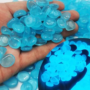 300 100Pcs Glow Pebbles Luminous ing Stones Home Fish Tank In The Dark Accessory for Gift Garden Decoration 220721