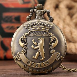 Pocket Watches Germany Berlin Carved Quartz Watch Bronze Retro Necklace Pendant Clock Bear Round Dial Fob Gifts For Men WomenPocket