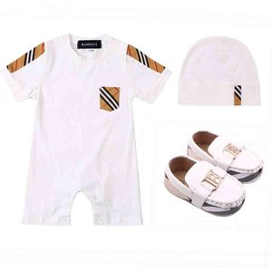 Summer fashion 3 pcs newborn baby clothes Plaid stripes cotton short-sleeved boys girls romper and shoes hat bibs matching Sets G220510