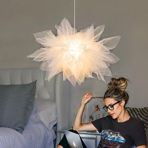 Kolye lambalar Düğün Dekorasyon Voil Dantel Beyaz Lamba Yaratıcı Sanat Tasarımcısı Yüksek Tavan Asılı Hafif Kız Kadın Yatak Odası Aydınlatma