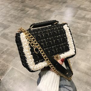 La borsa femminile 2022 nuova tendenza versione coreana della versatile borsa a tracolla catena perla moda piccole borse quadrate