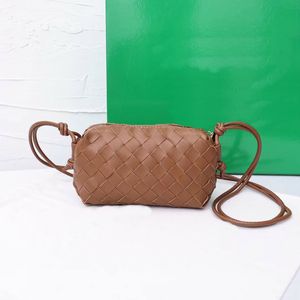 جودة حلقة Crossbody أكياس مصغرة intrecciato منسوج مصباح جلدي أكياس الكتف الكتف السوستة إغلاق مركب من جلد الغزال بطانة اليد محفظة مصمم أزياء النساء