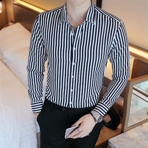 Business Men Shirt Brand Fashion Long Sleeve All Match Slim Fit Striped s Formal Wear Blouse Homme 220322