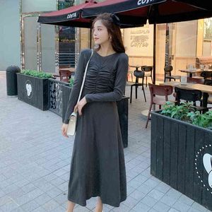 Wholesale Fashion Pregnant Women Dress Autumn Winter Cotton Dress Long Sleeves Oneck Pleated Stretched Rich Maternity Dresses J220628