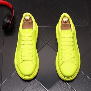 Moda Düşük Üst Gelinlik Parti Ayakkabı İngiliz Tarzı Lac-up Erkek Hafif Vulkanize Rahat Sneakers Nefes Yuvarlak Ayak Sürüş Tek Yürüyüş Loafer'lar E193