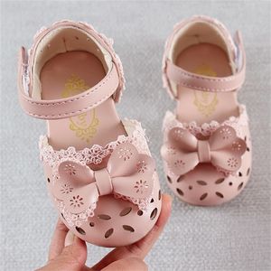 Est Summer Kids Shoes MT-CS Fashion Leathers Sweet Children Sandaler för flickor Småbarn Baby Bortable Hoolow Out Bow Shoes 220708