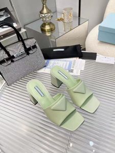 Damer Chunky Heel Sandals tofflor Black White Green Platform Slide High Heels Designer Square Toe Fashion Casual Flip-Flops Mules 35-41 med låda