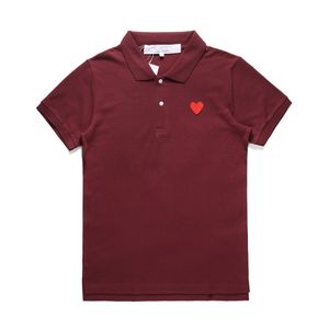 Neuester Poloshirt-Designer Comm Des Garcons Top Play Pullover Baumwolle Atmungsaktive Kleidung Schnell trocknendes T-Shirt Rote Farbe Damen Sommer-Web-Promi mit Heart Lovers