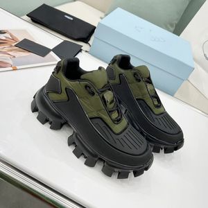 Luxury Brand Men Running Shoes Casual Fashion Top Sport Shoes para mulheres Athletic Walking Ladies Sneakers Mkjr0004